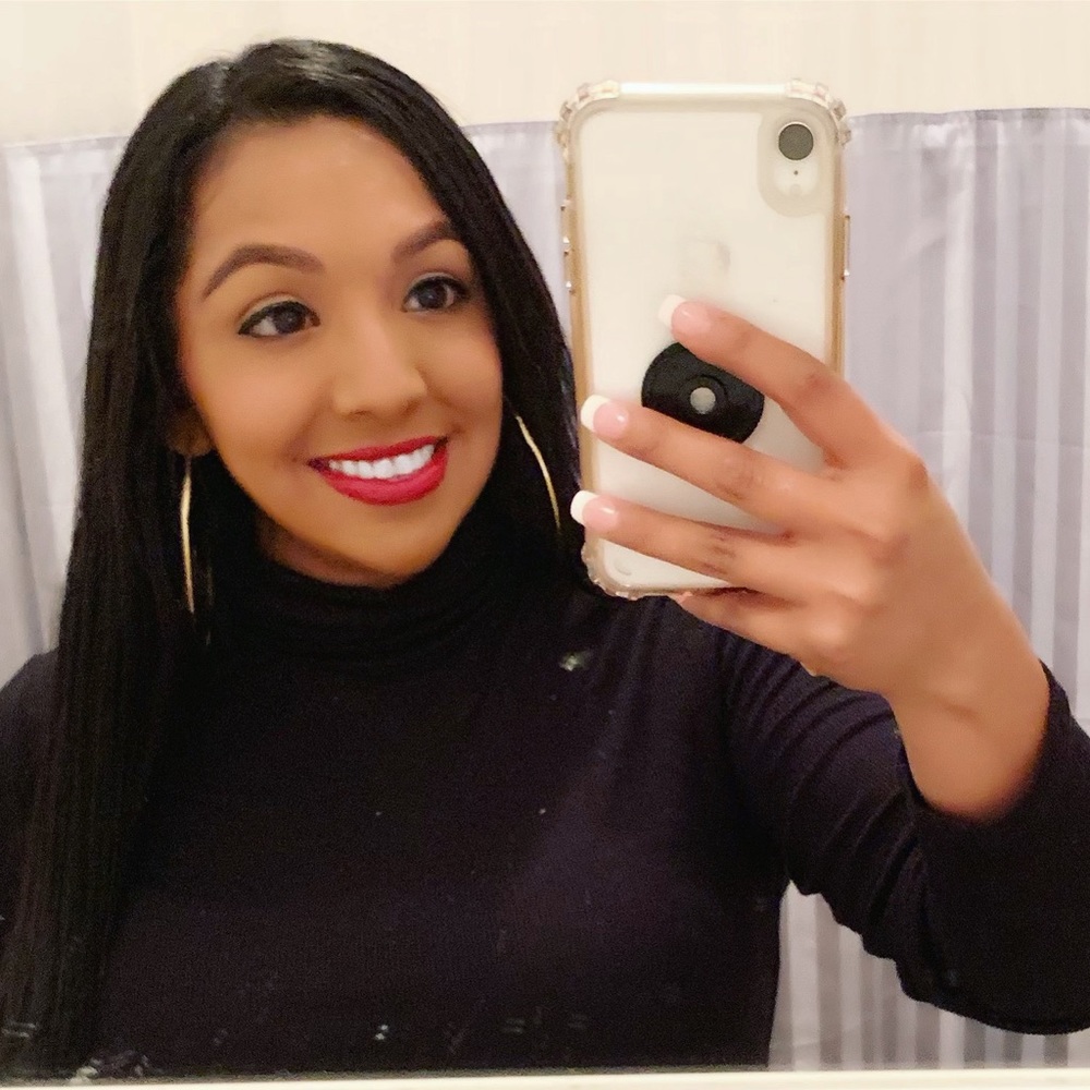 Meet your Posher, Crystal